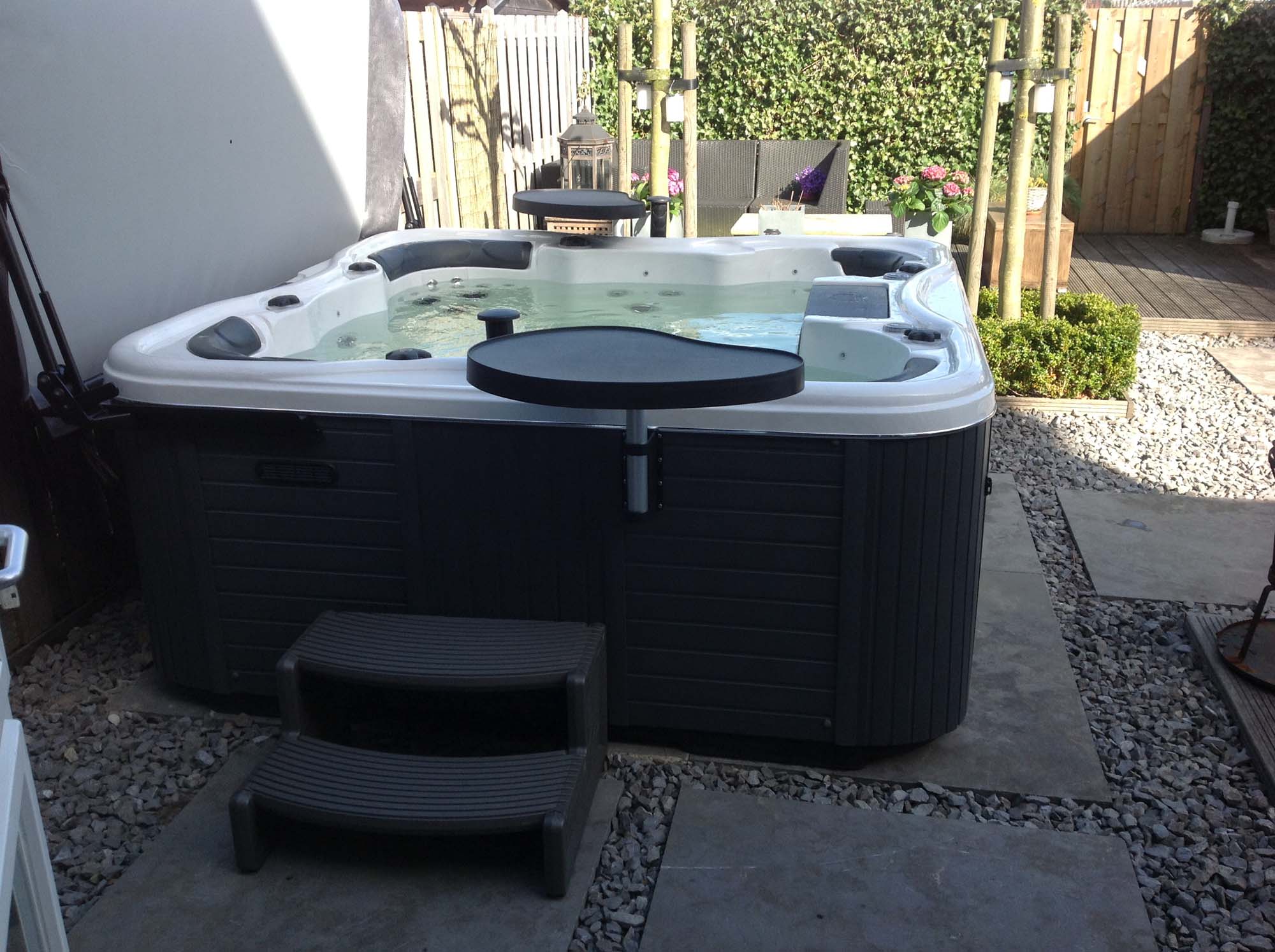 Passion Spas Spa Joy 7 persoons familie spa met 70 jets en Aqua Rolling Massage