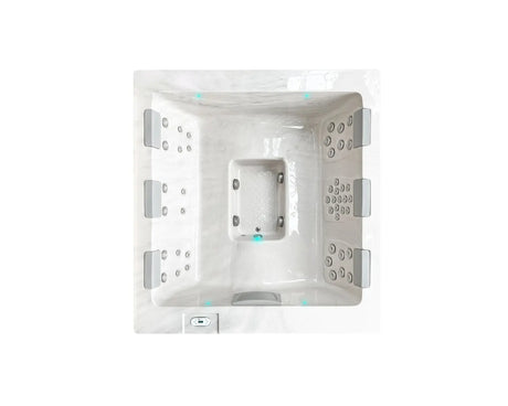 Moderne witte 6-persoons jacuzzi met geïntegreerde jets en zitplaatsen, ideaal als zwemspa of swimspa voor buitengebruik.