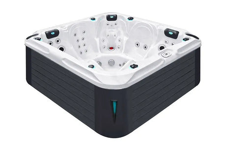 ;;Witte 5-persoons jacuzzi buiten met meerdere zitplaatsen en geïntegreerde jets voor zwemspa en swimspa ontspanning.;Hoekige witte jacuzzi met houtlook buitenkant en vijf zitplaatsen voor jacuzzi kopen en swimspa buitengebruik.