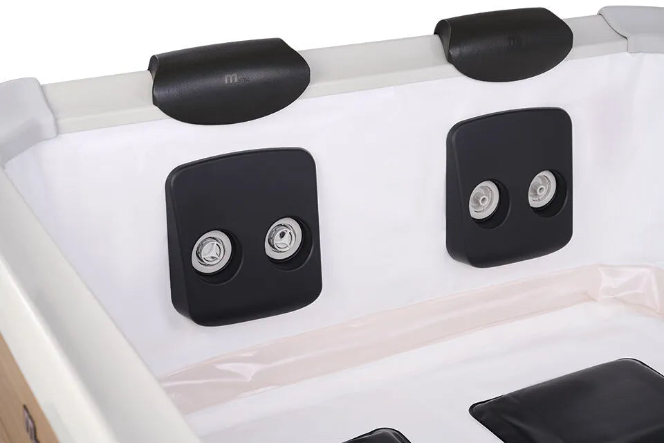 M Spas Spa Amber - Home & Garden > Pool & Spa > Spas Spa